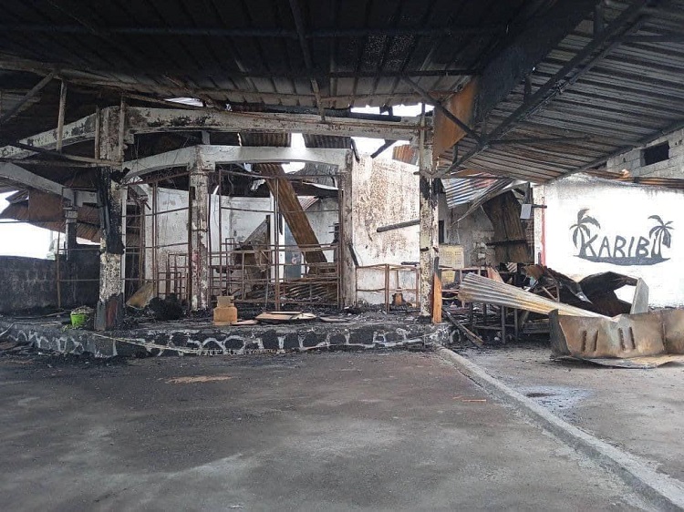 image « Le Coraya » veut renaitre de ses cendres après un violent incendie
